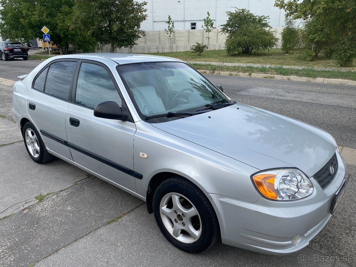 Hyundai Accent 1.3 Elegance - 4