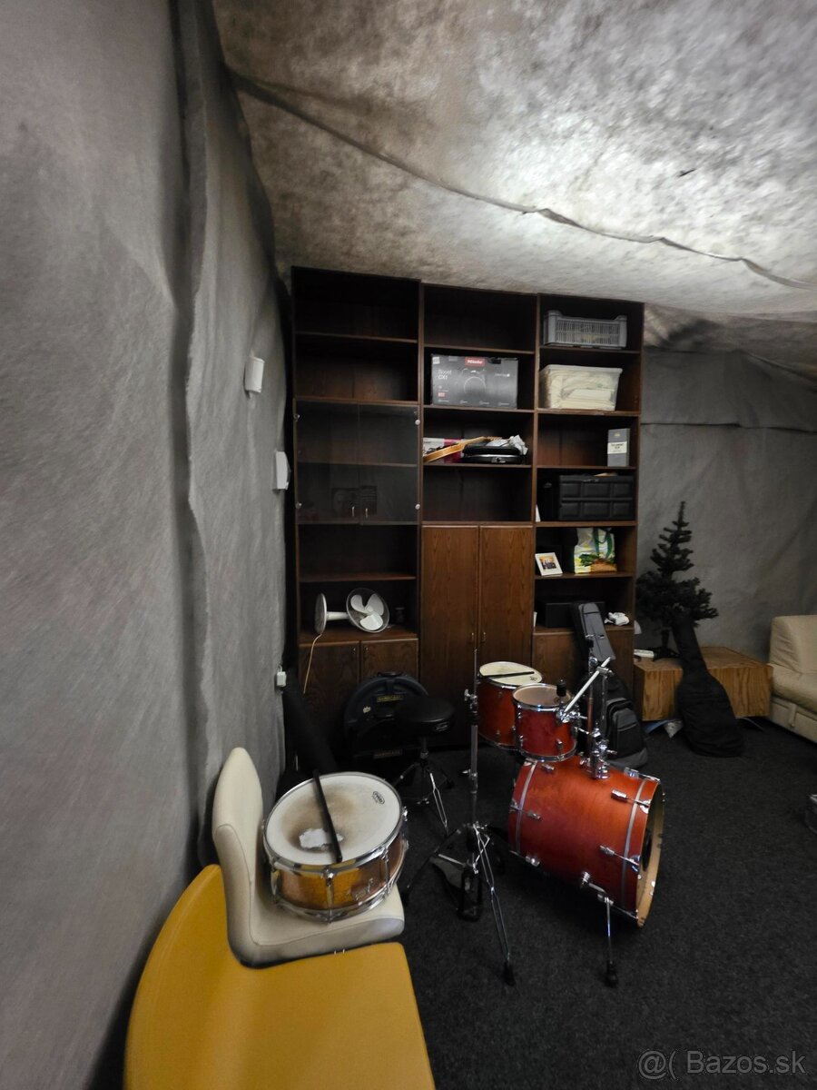 Prenájom: Nebytový priestor / sklad – Vlčie hrdlo 55, Bratis - 4