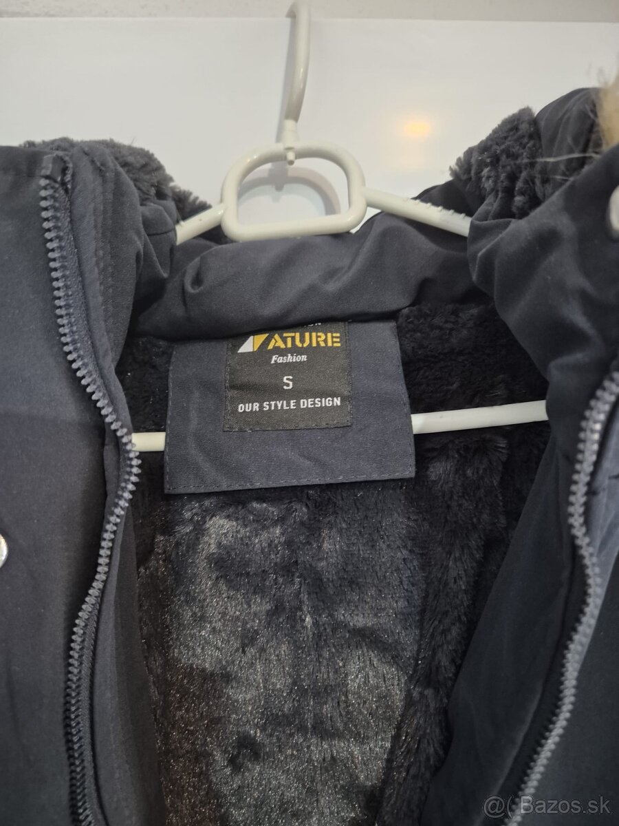 Dámsky dievcensky kabát veliť S - 4