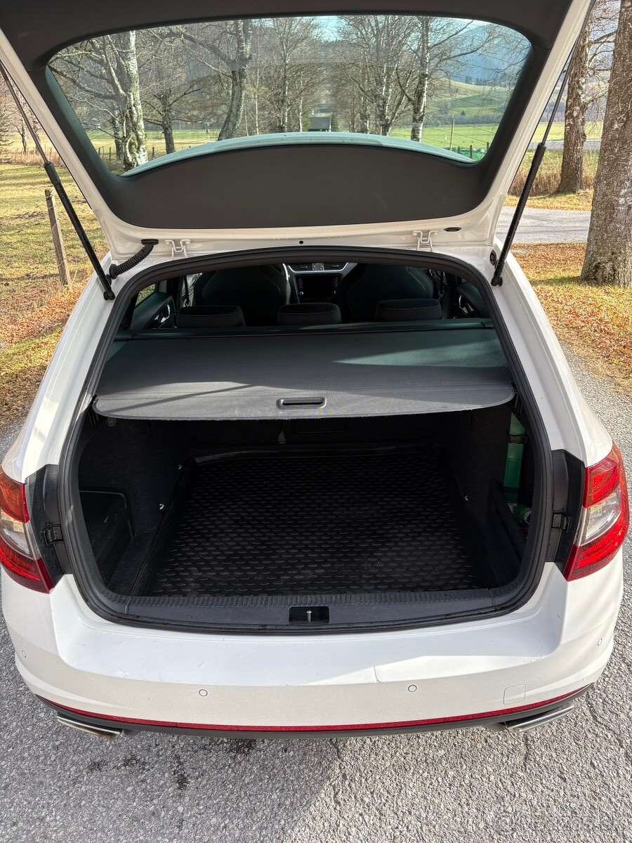 Škoda Octavia 2.0 TDI RS DSG COMBI 4x4 - 4
