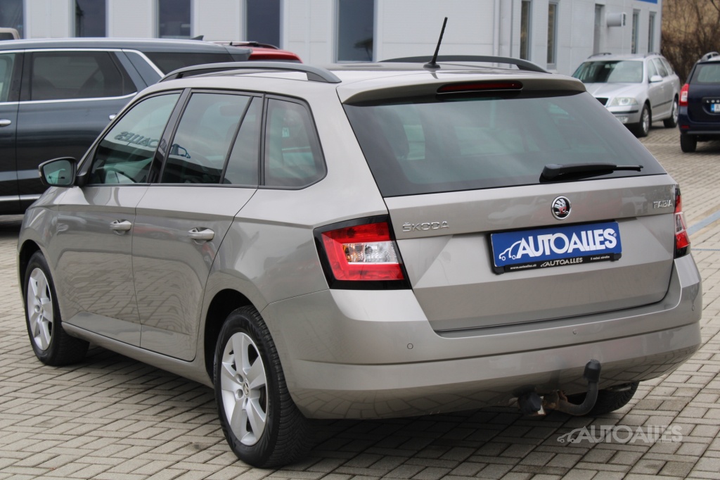 Škoda Fabia Combi 1,0 TSi 70 kW AMBITION - 4