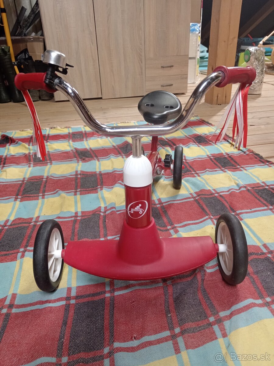 Predám odrážadlo Radio Flyer - 4