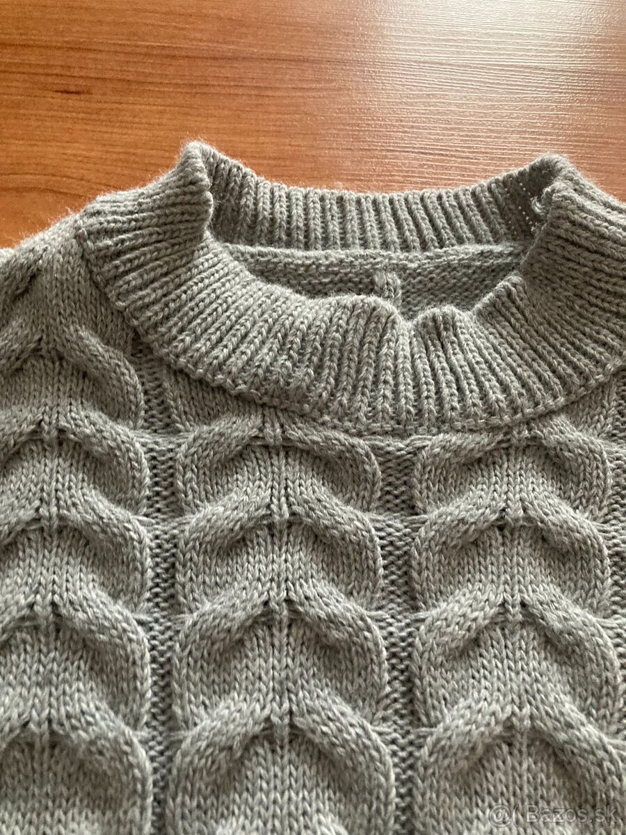 Sivé pletené šaty - 4