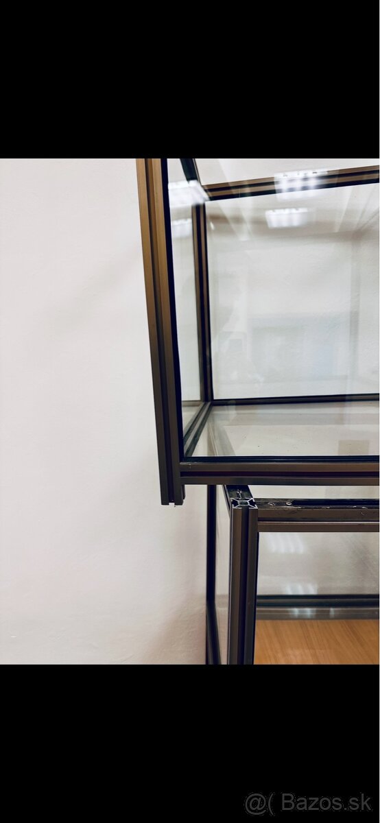 sklené vitríny - 4
