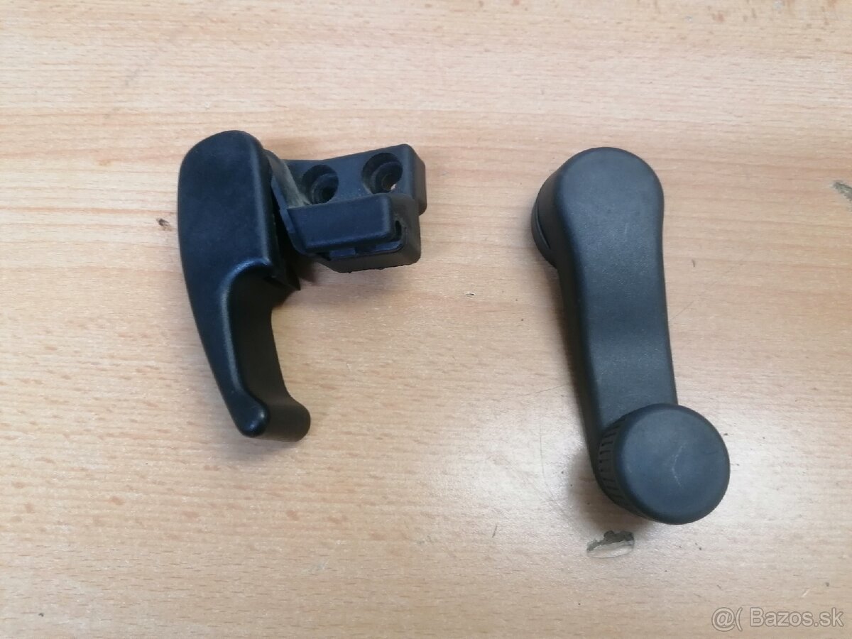 Kľučky, Páčky odistovania Kapoty Octavia1, Fabia1 - 4