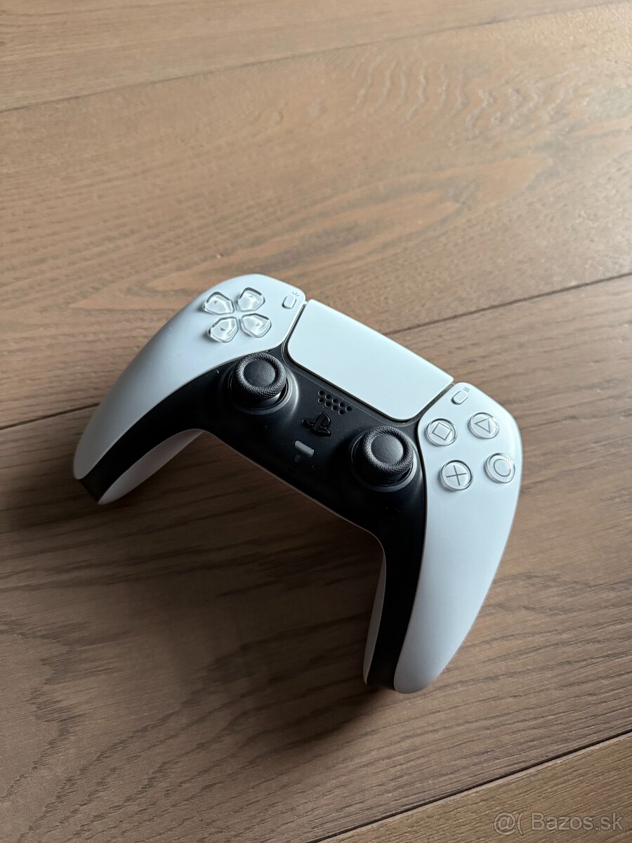 PS5 Slim 1TB + PS5 DualSense ovládač - 4