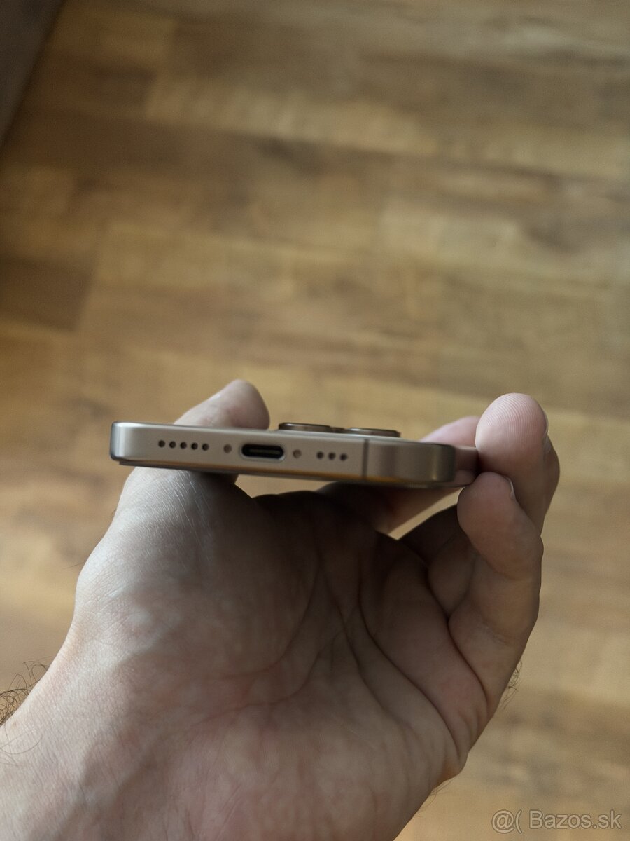 iPhone 16 pro 128gb Desert Titanium - 4
