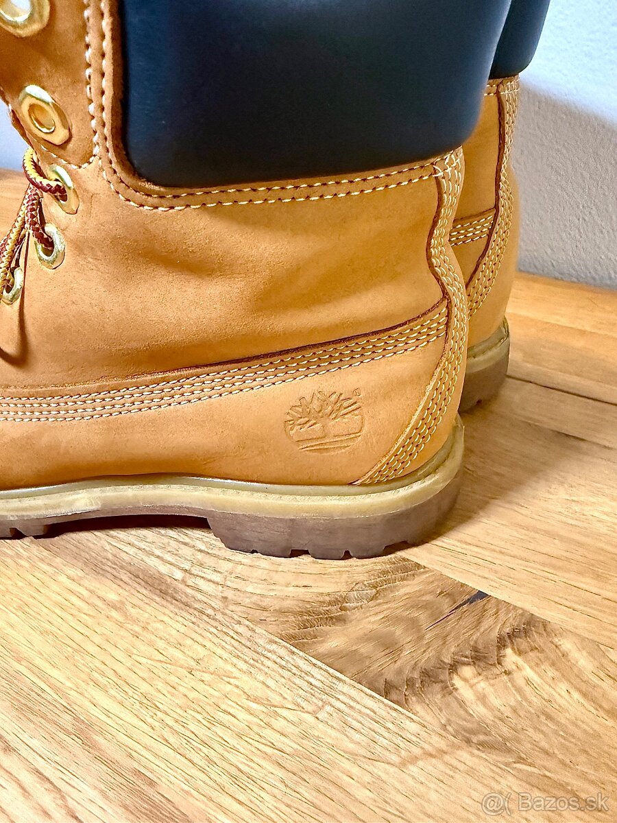 Hnedé dámske topánky Timberland - 4