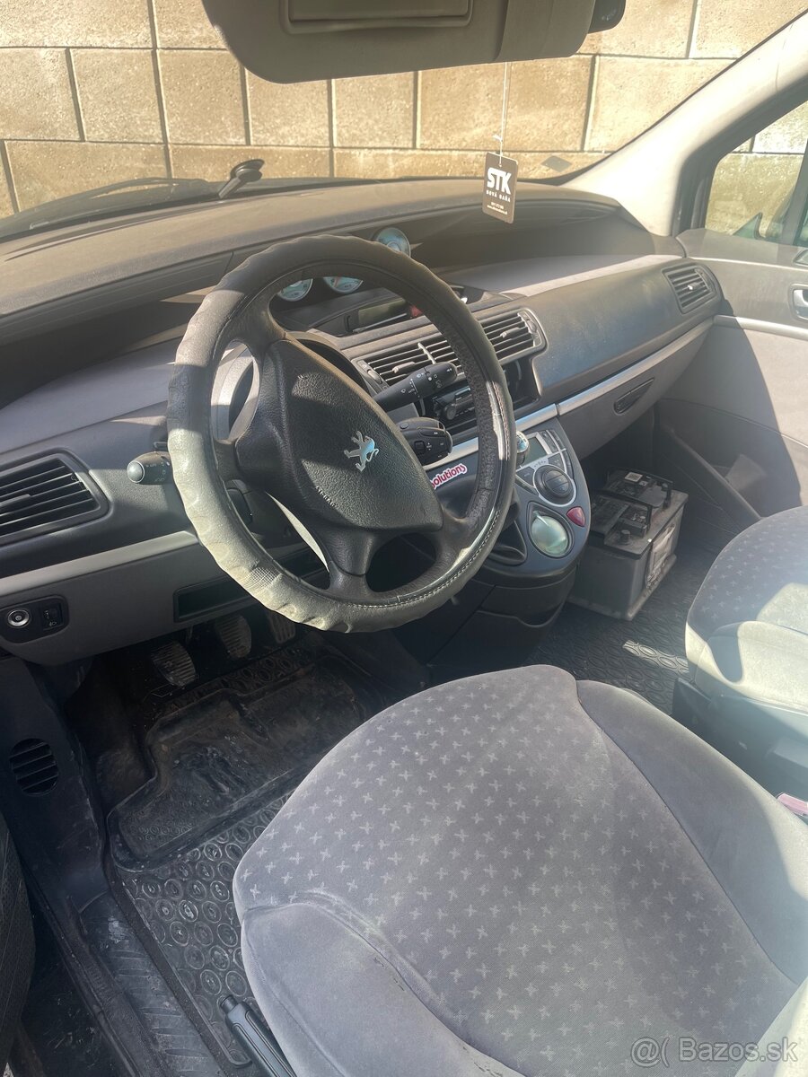 Peugeot 807 s novým turbom - 4