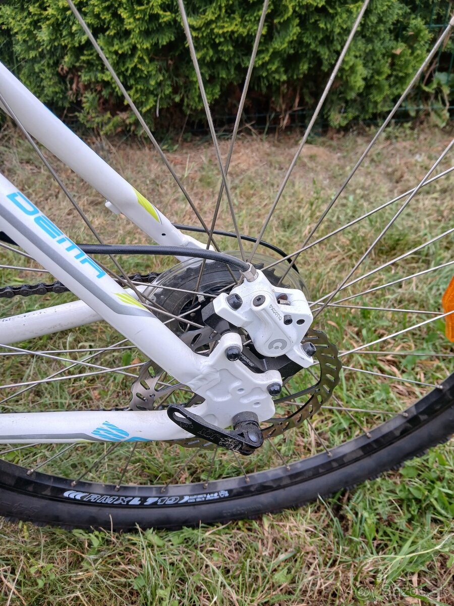 Horsky bicykel DEMA - 4