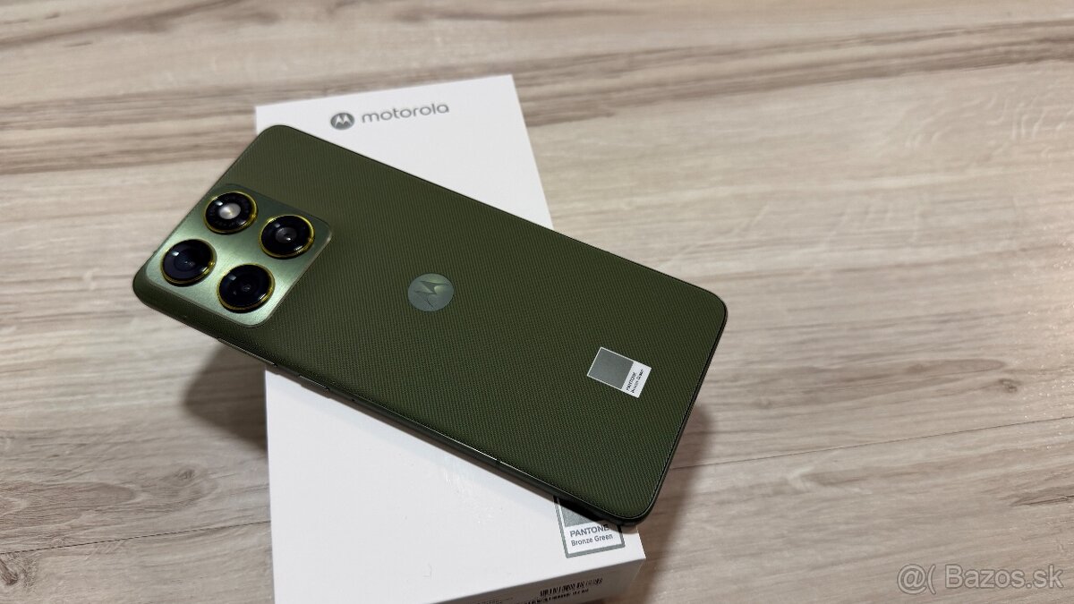 Novinka Motorola Edge 70 zelenej farby + sluchadla + hodinky - 4