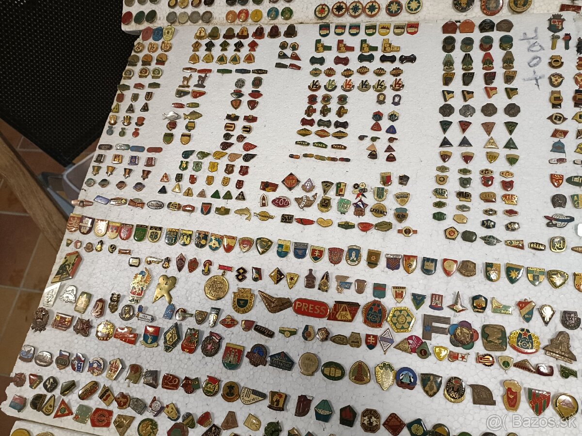 Predám rôzne odznaky 3000+ kus - 4