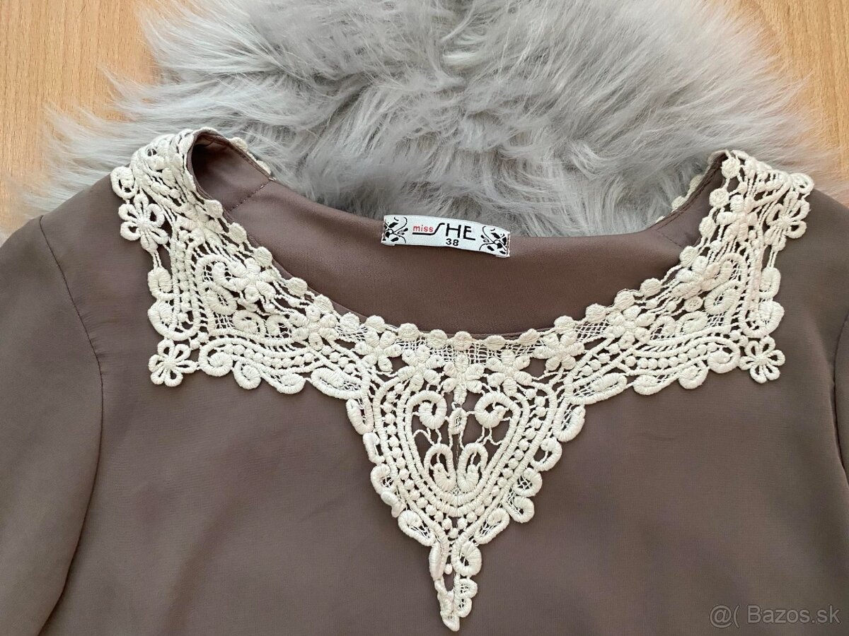 Dámska blúzka s čipkou - 4