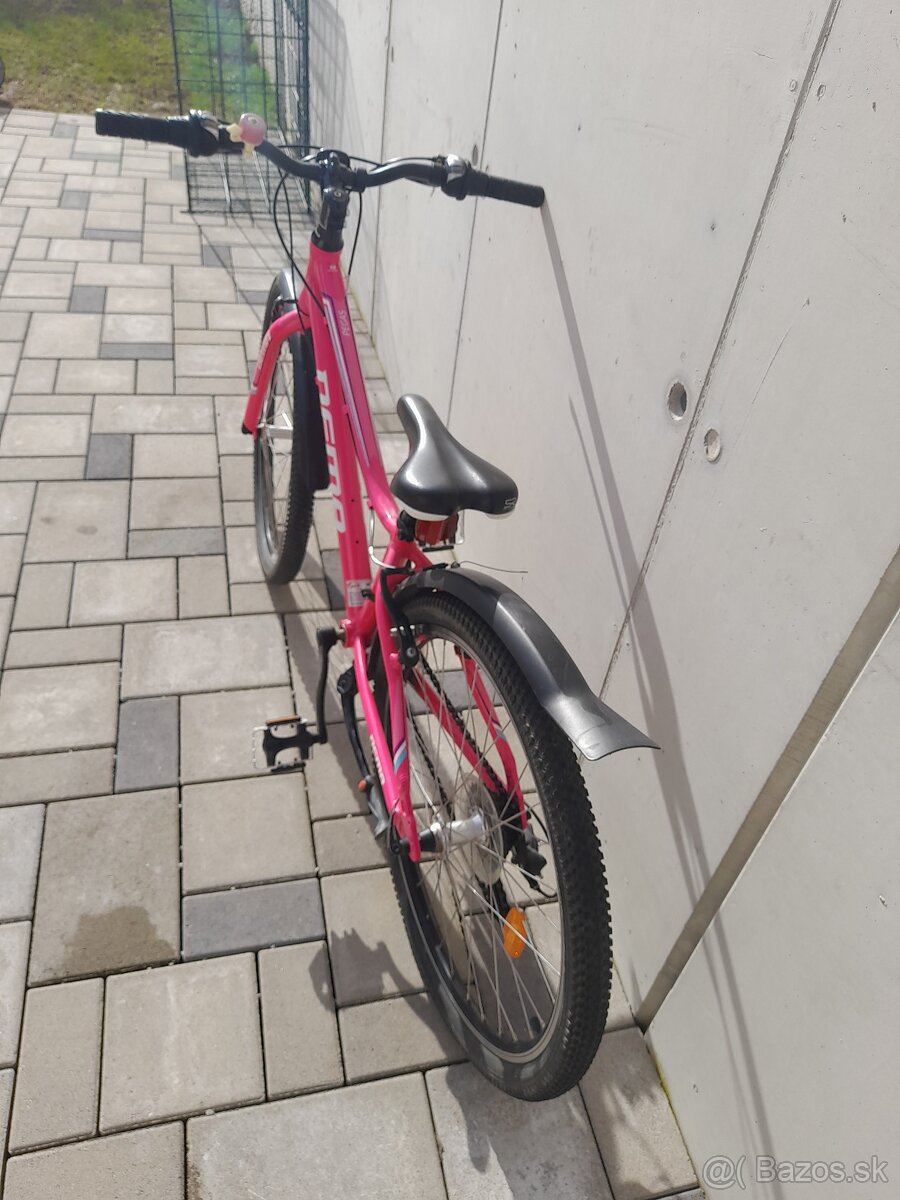 Dievčenský bicykel - 4