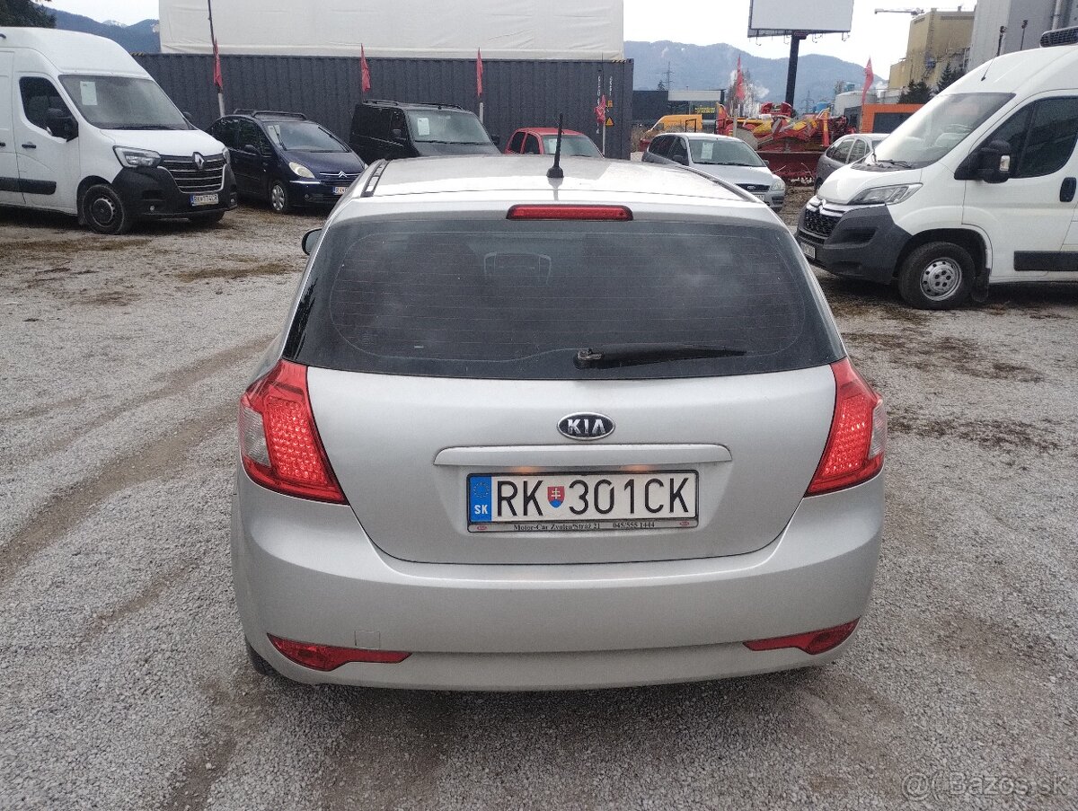 Kia Cee´d 1.4 CVVT L - 4
