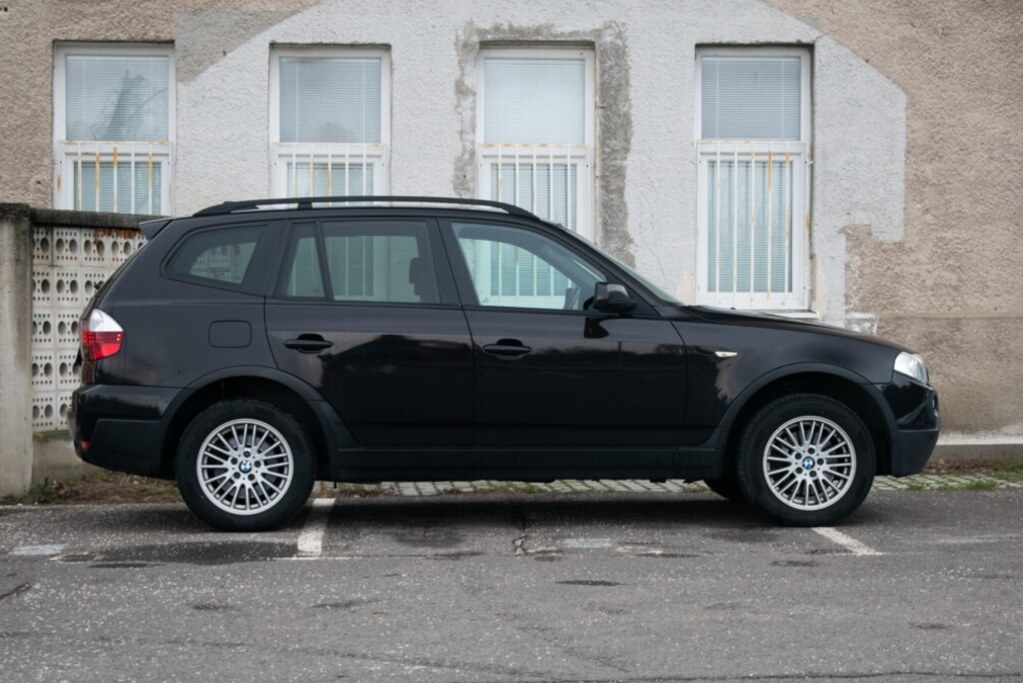 BMW X3 xDrive 2.0d A/T - 4