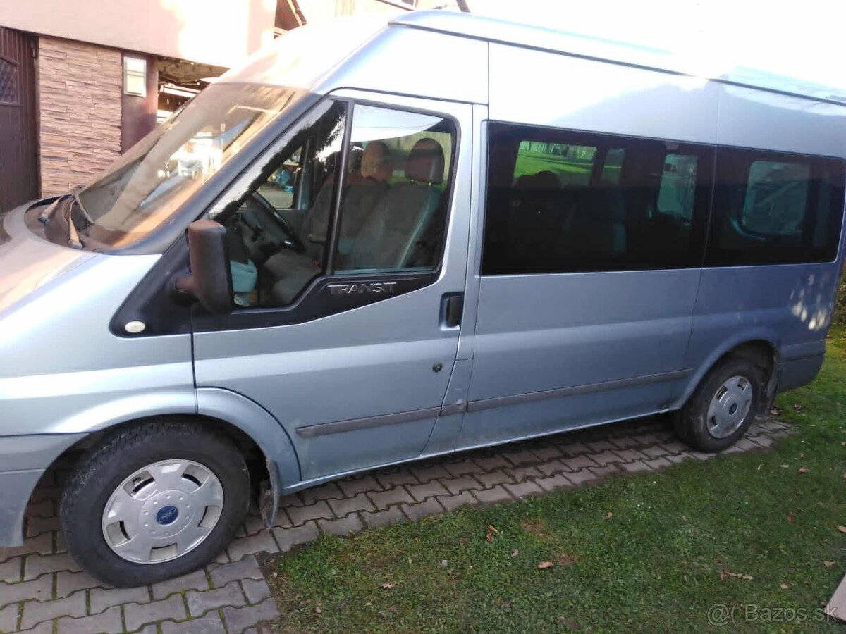 ford tranzit bus - 4