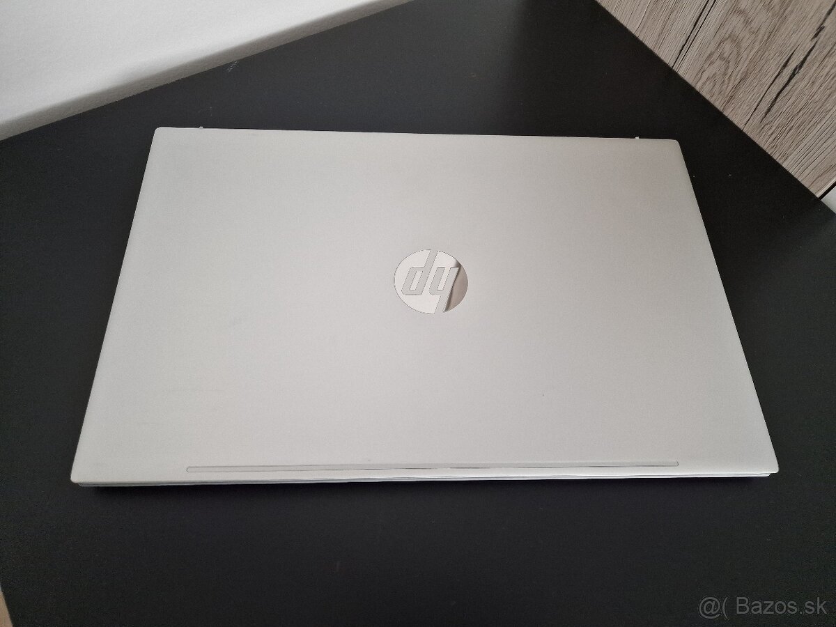 HP pavilion 15 - 4