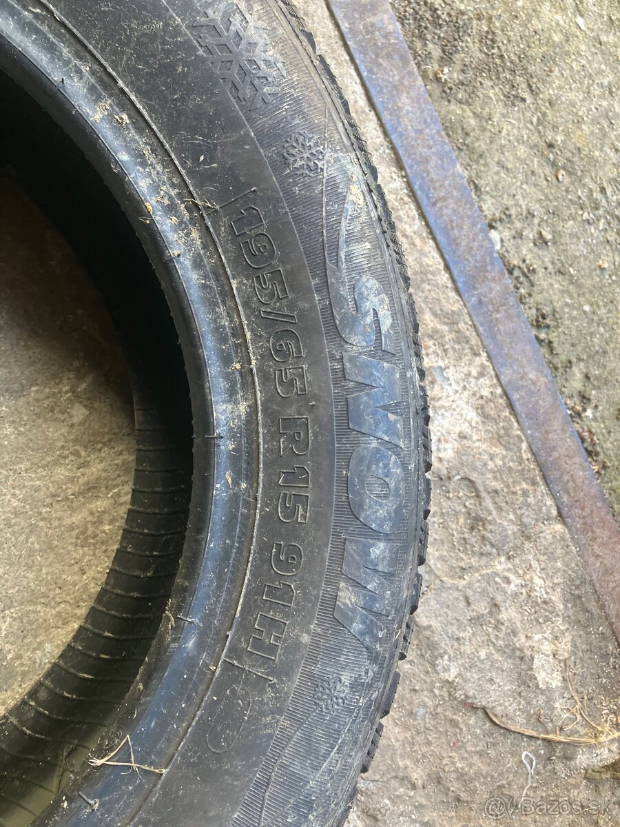 Pneu 195/65/15 - 4