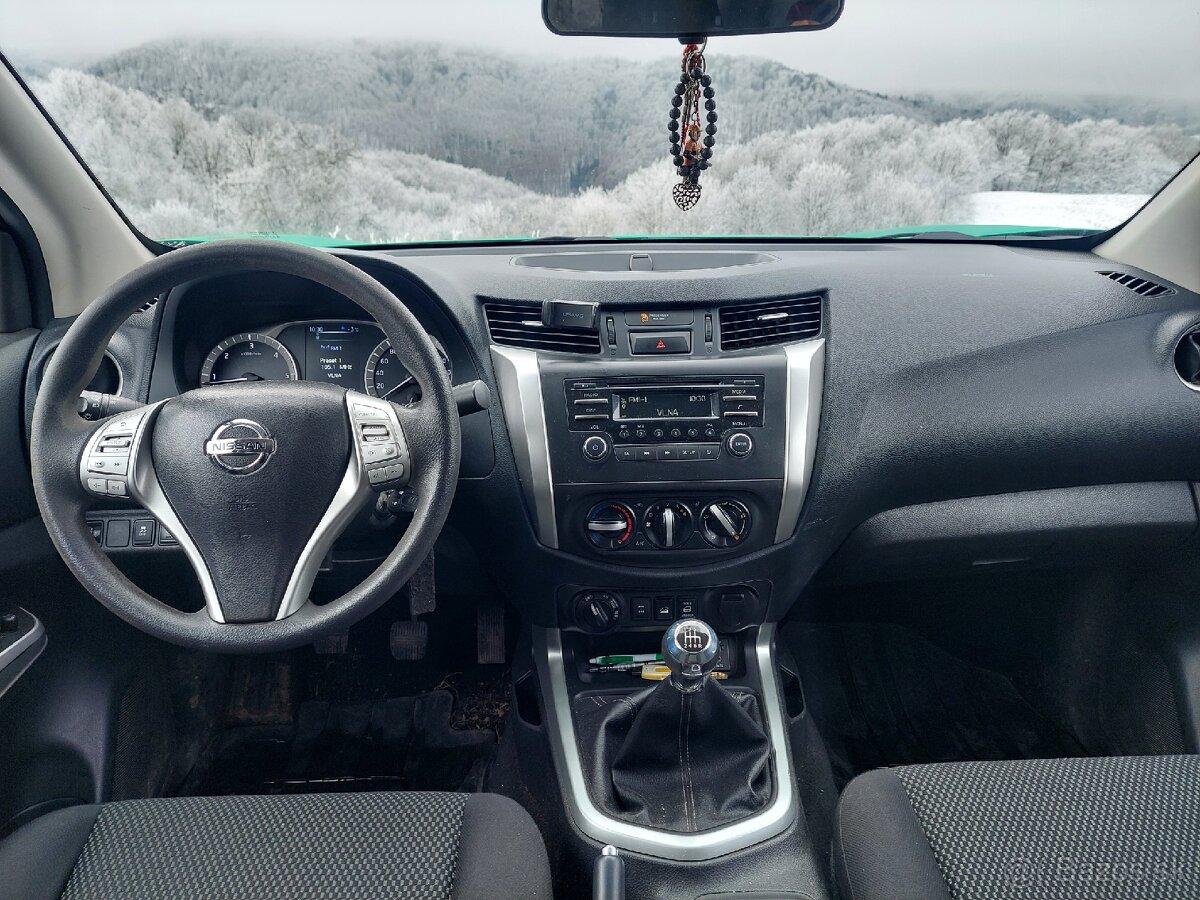Nissan navara