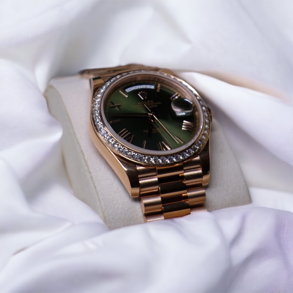 Rolex Daydate Rose Gold/Olive Diamond dial - 4