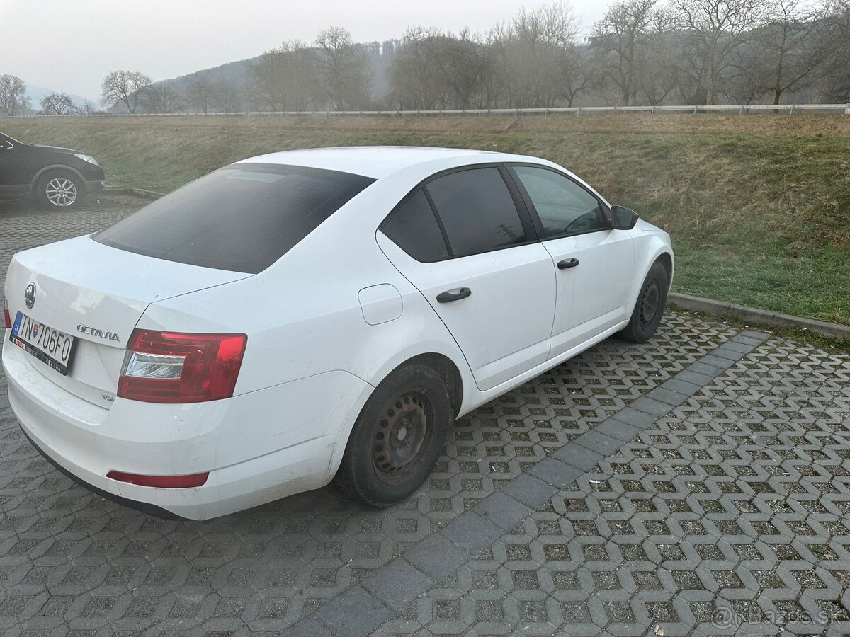 SKODA OCTAVIA 1.2 TSI 77kW - 4