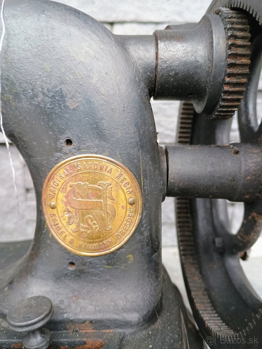 starozitny sijaci stroj - 4