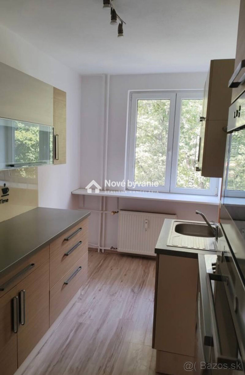 NA PREDAJ 3-izbový byt Poprad Západ - 4