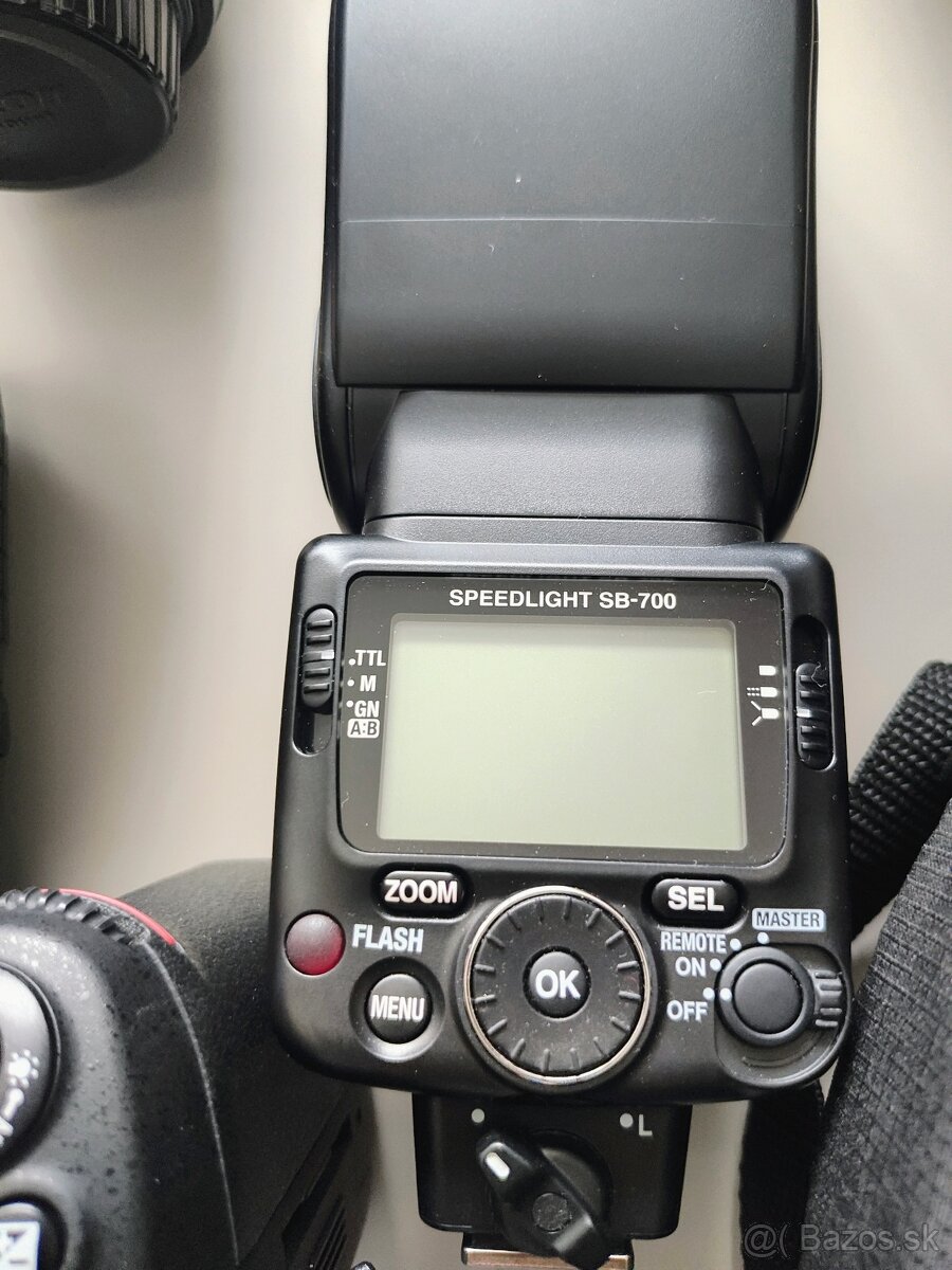Nikon D7000 + Nikorr af-s 50mm 1.4G + Nikon SB700 - 4