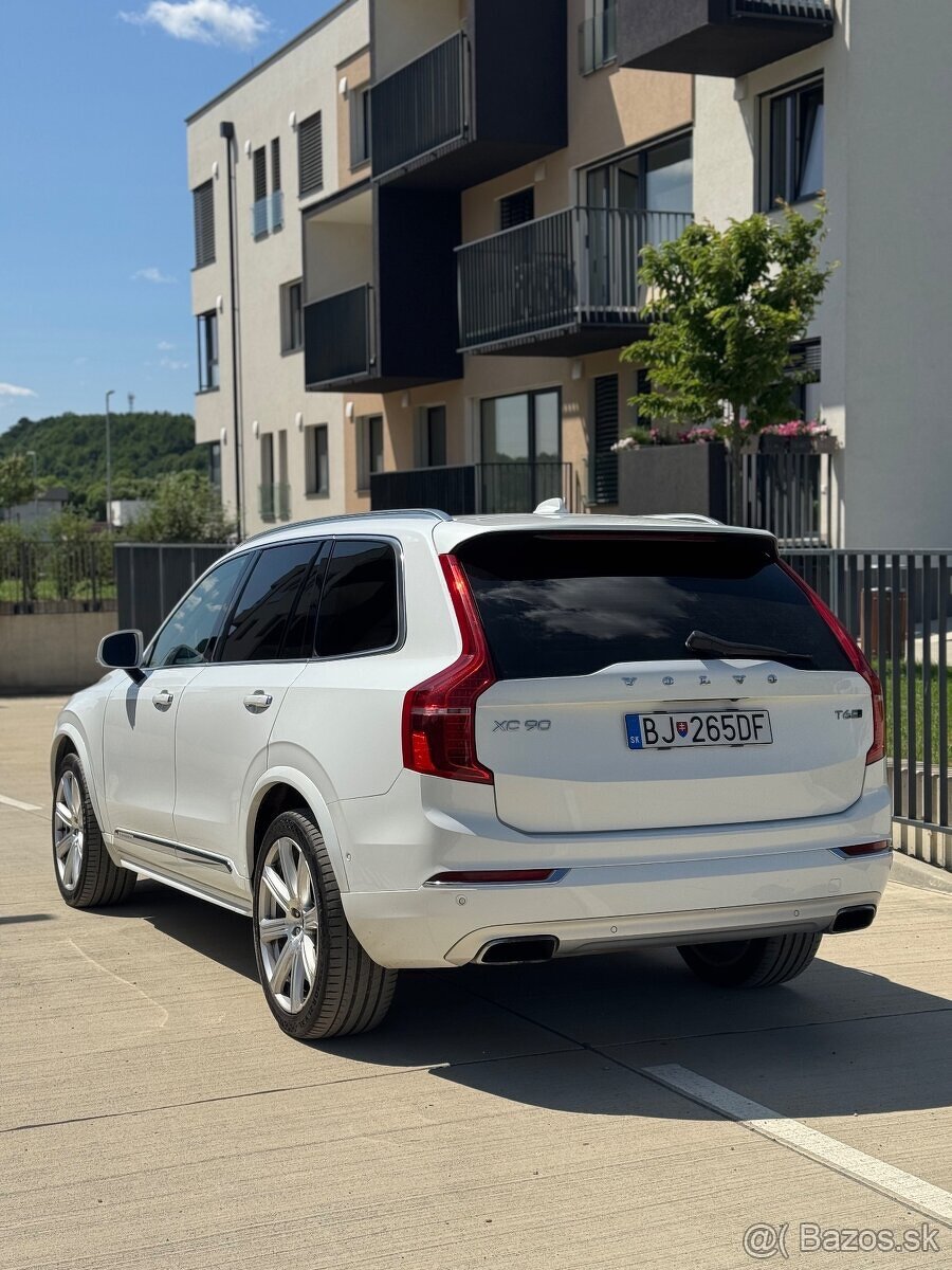 Volvo XC90 2.0 235 kW •Benzín• Automat - 4