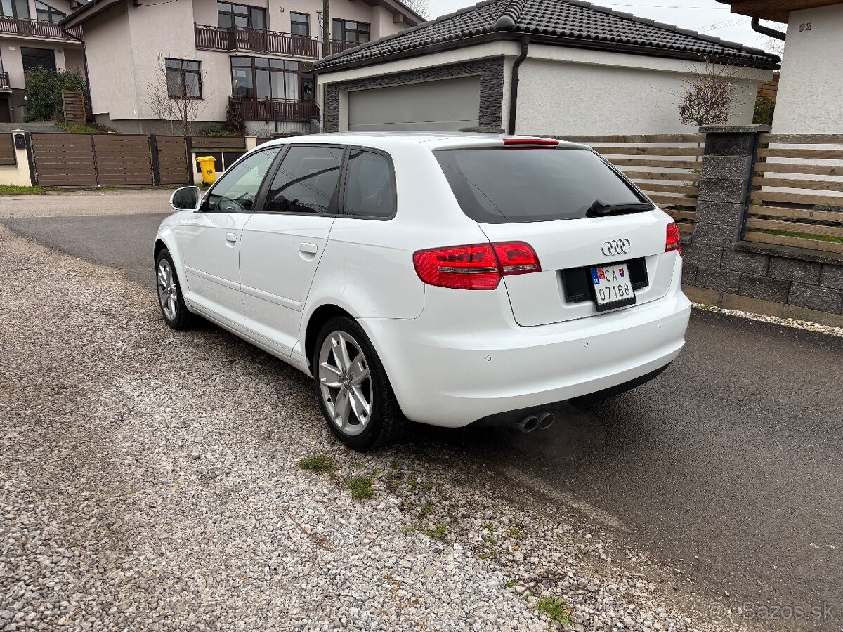 Audi A3 Sportback - 4