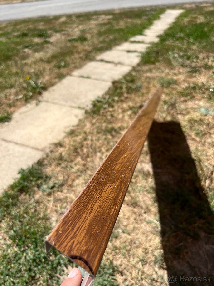 Predám vonkajší parapet zlatý dub - 4