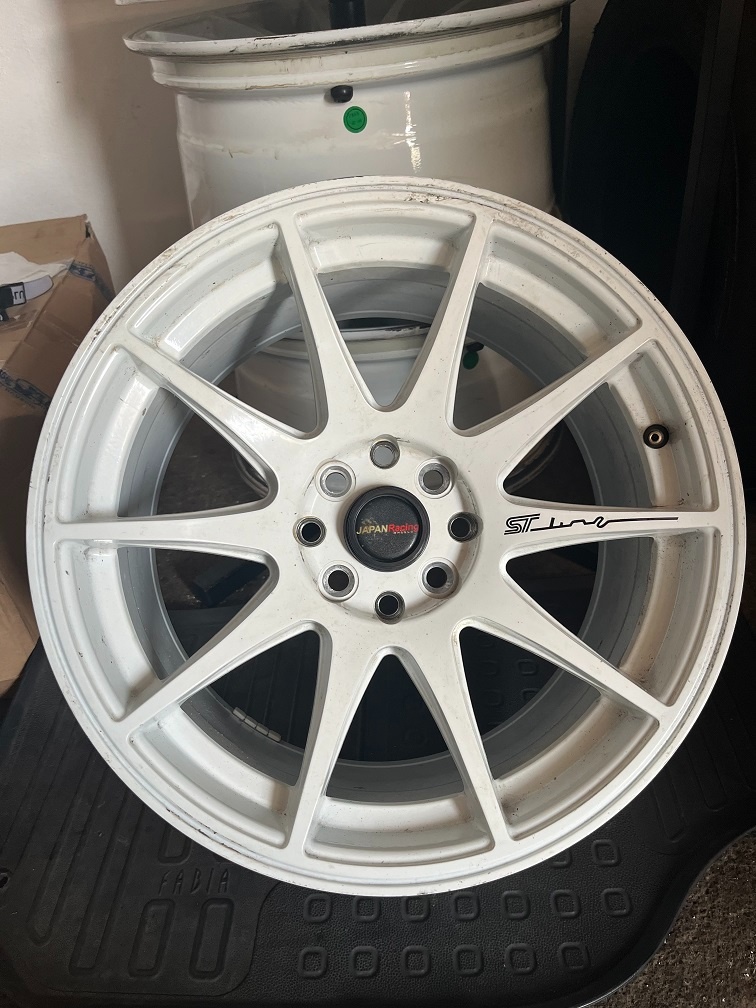 Japan Racing JR11 Rozteč: 4x100, 4x108 - 4