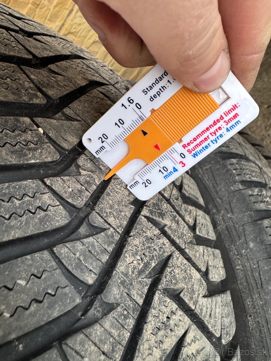 Laufen 225/60 R17 - 4