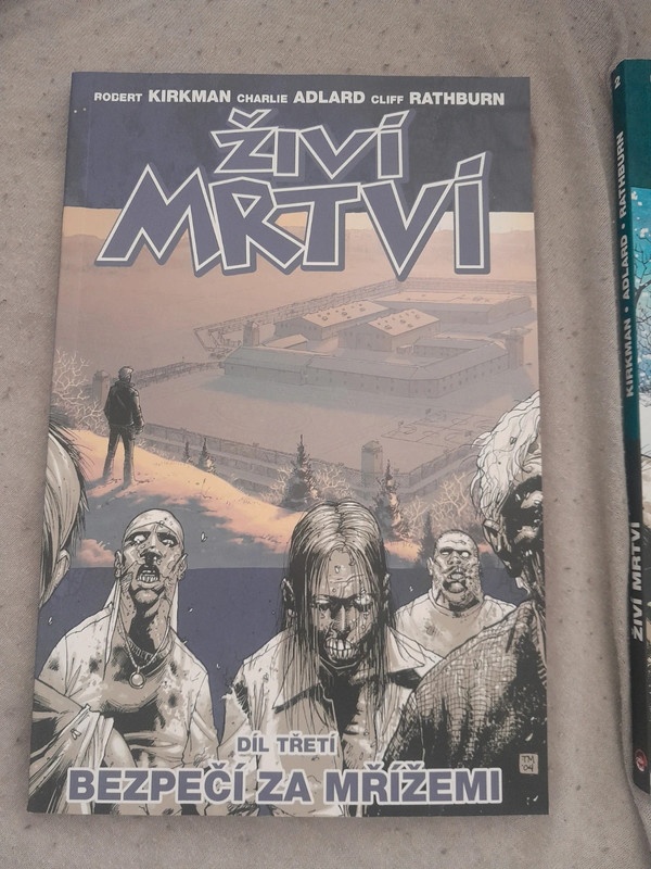 Živý mrtvý komix walking dead - 4