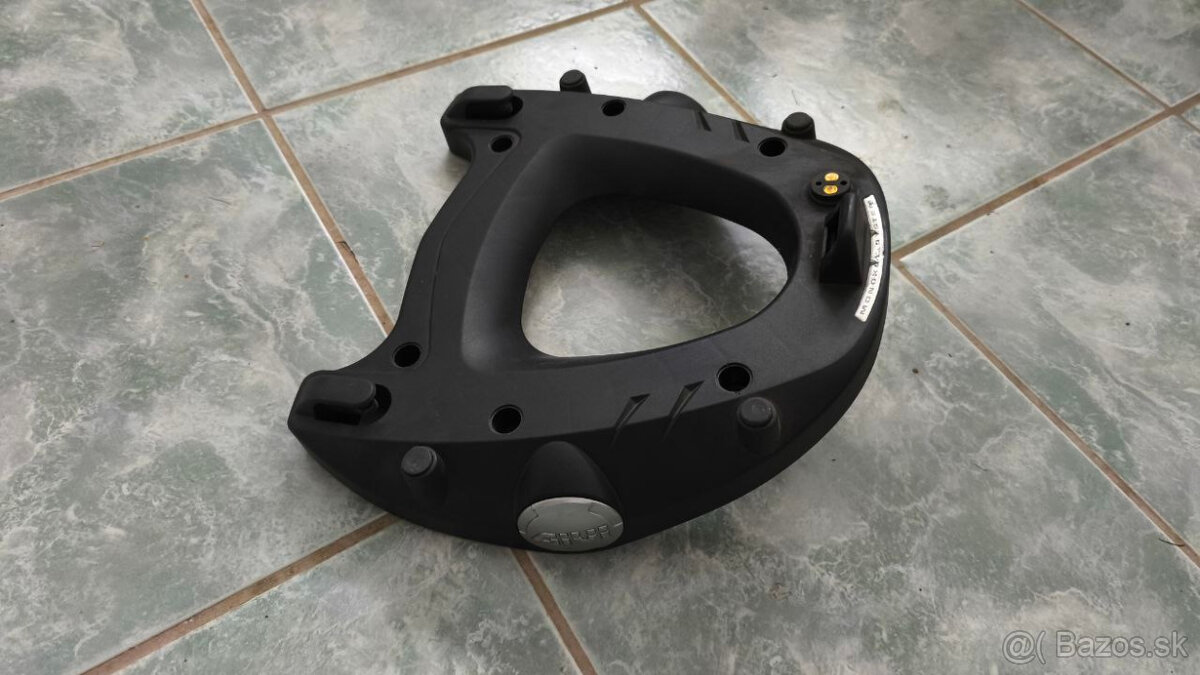 Givi Monokey V47 - 47 litrov s brzdovym svetlom - 4