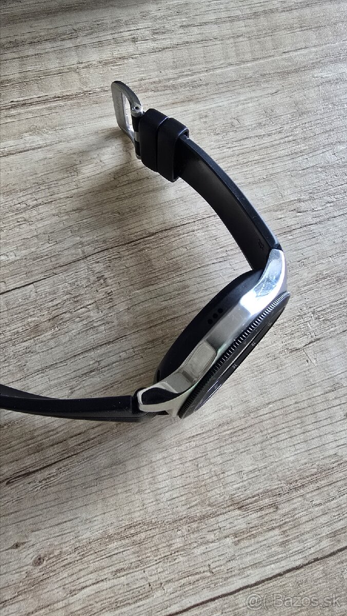 Predám hodinky Samsung galaxy watch - 4