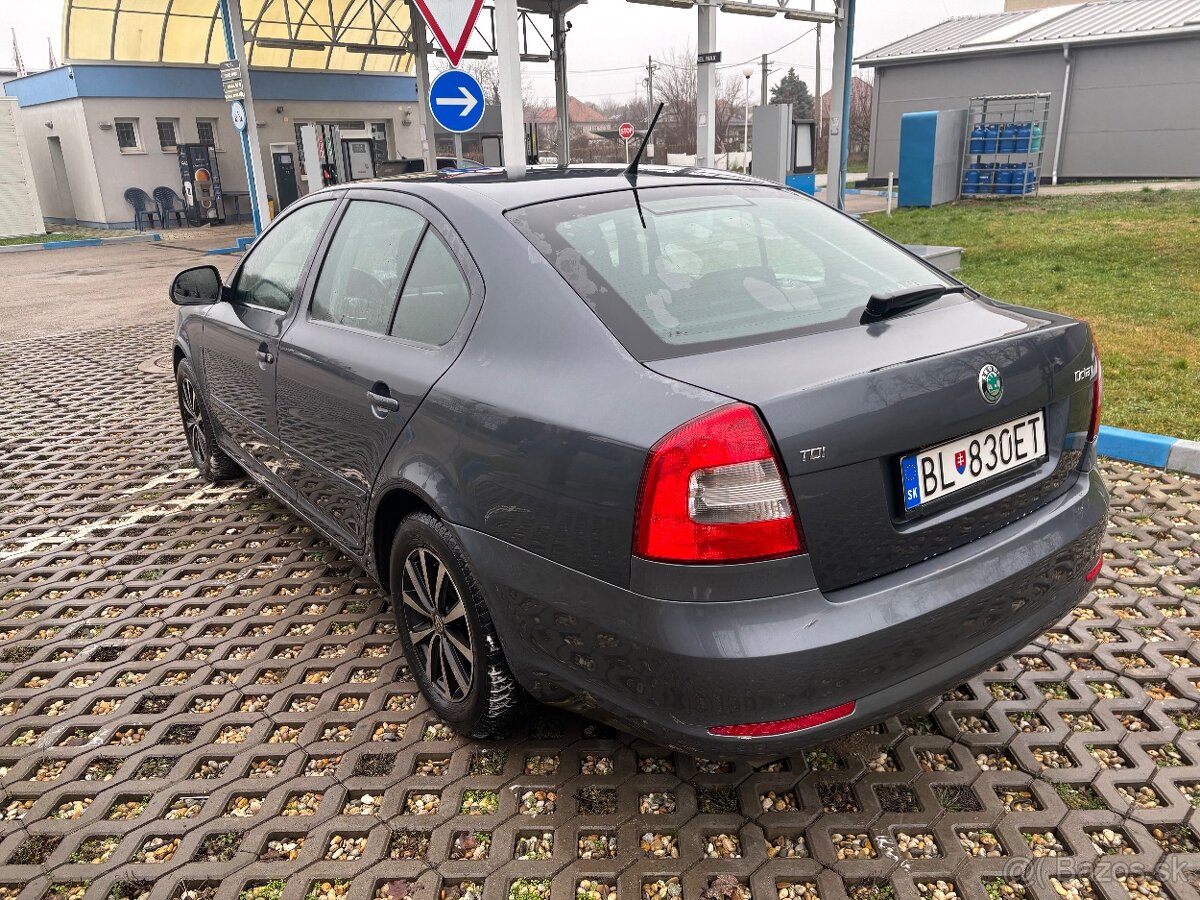 ŠKODA OCTAVIA 1.6TDI 77KW 2012 DSG AUTOMAT - 4