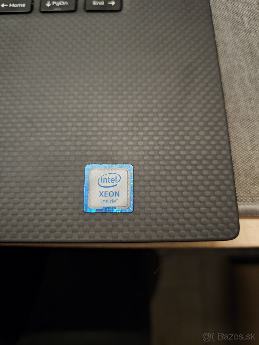 Dell Precision 5520 - 4