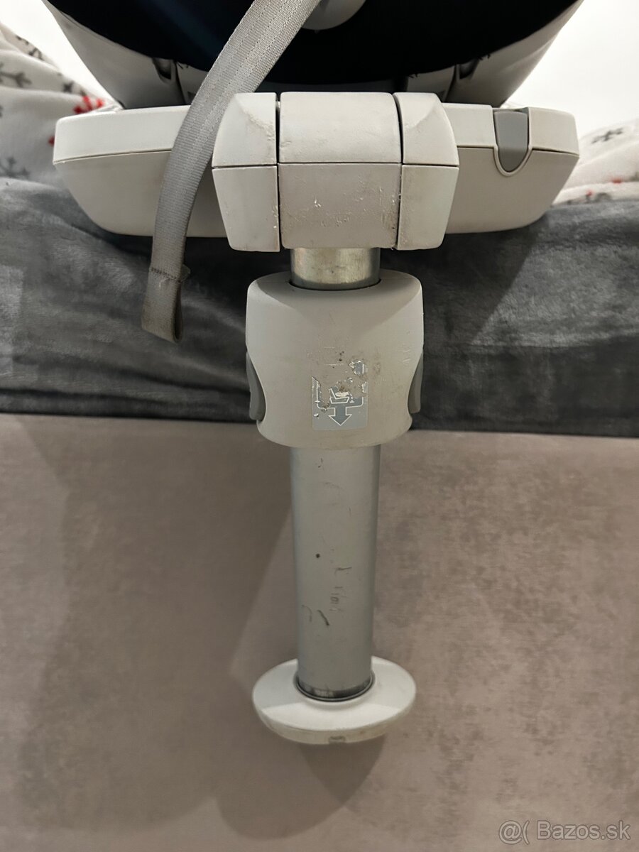 Britax Römer Dualfix BR - 4