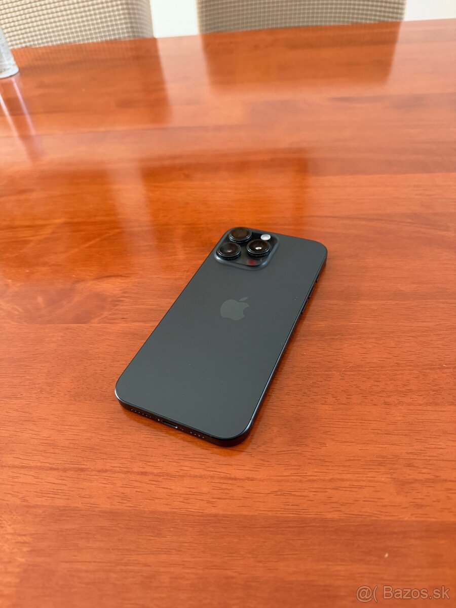 Predám Čierny iPhone 16 Pro Max 512GB - 4