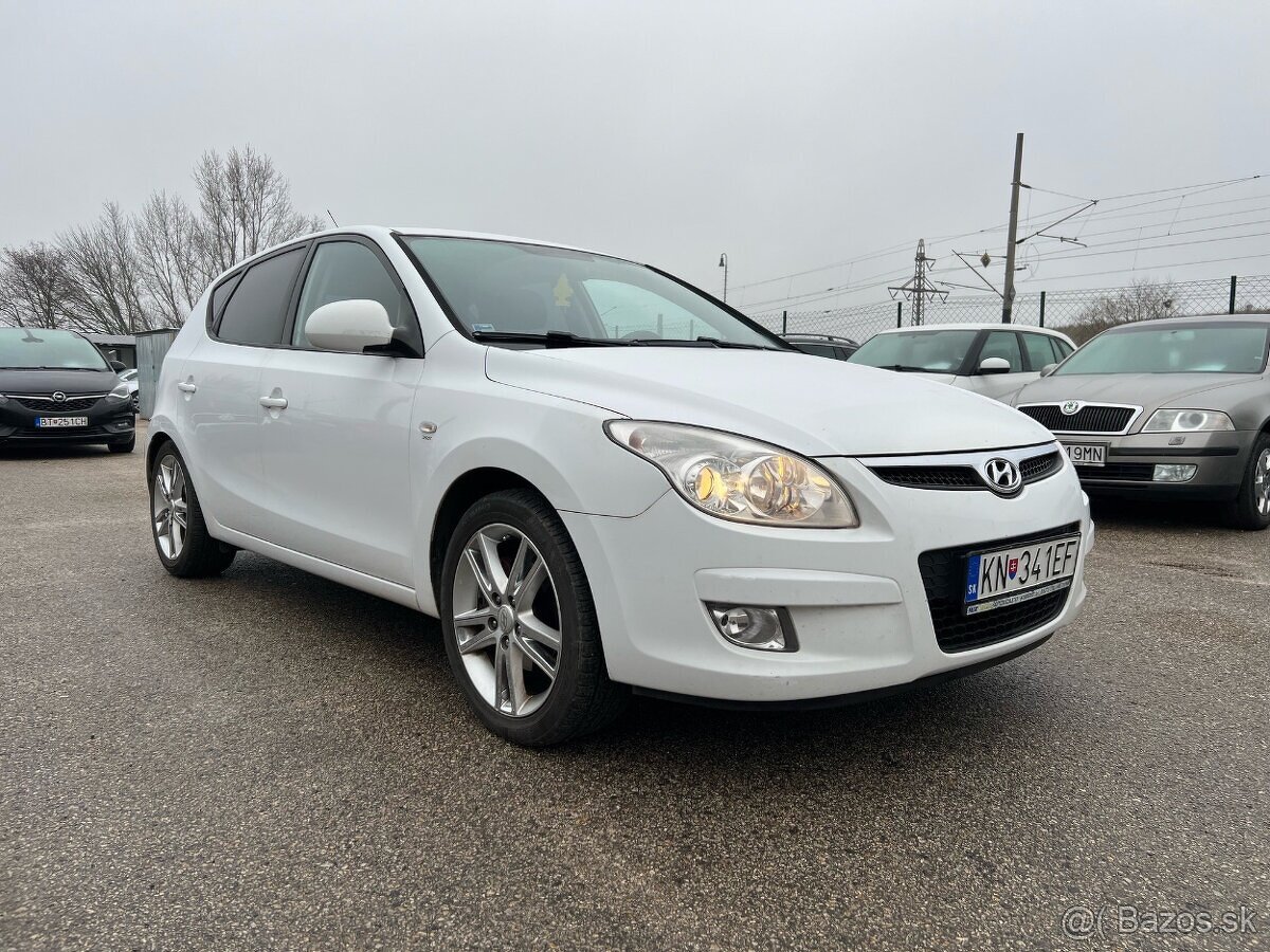 Hyundai i30 1.6 benzín, 84kW, MT/5, rok:08.2007. - 4