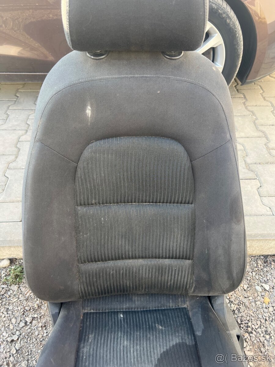 Šoferova sedačka do Audi A4 B8 Vyhrievaná - 4