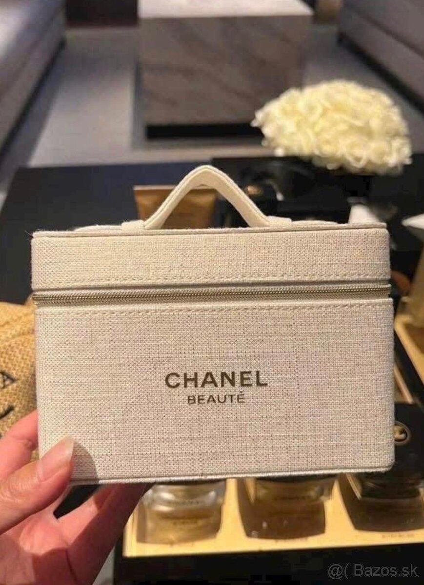 chanel kozmetický kufrík - 4