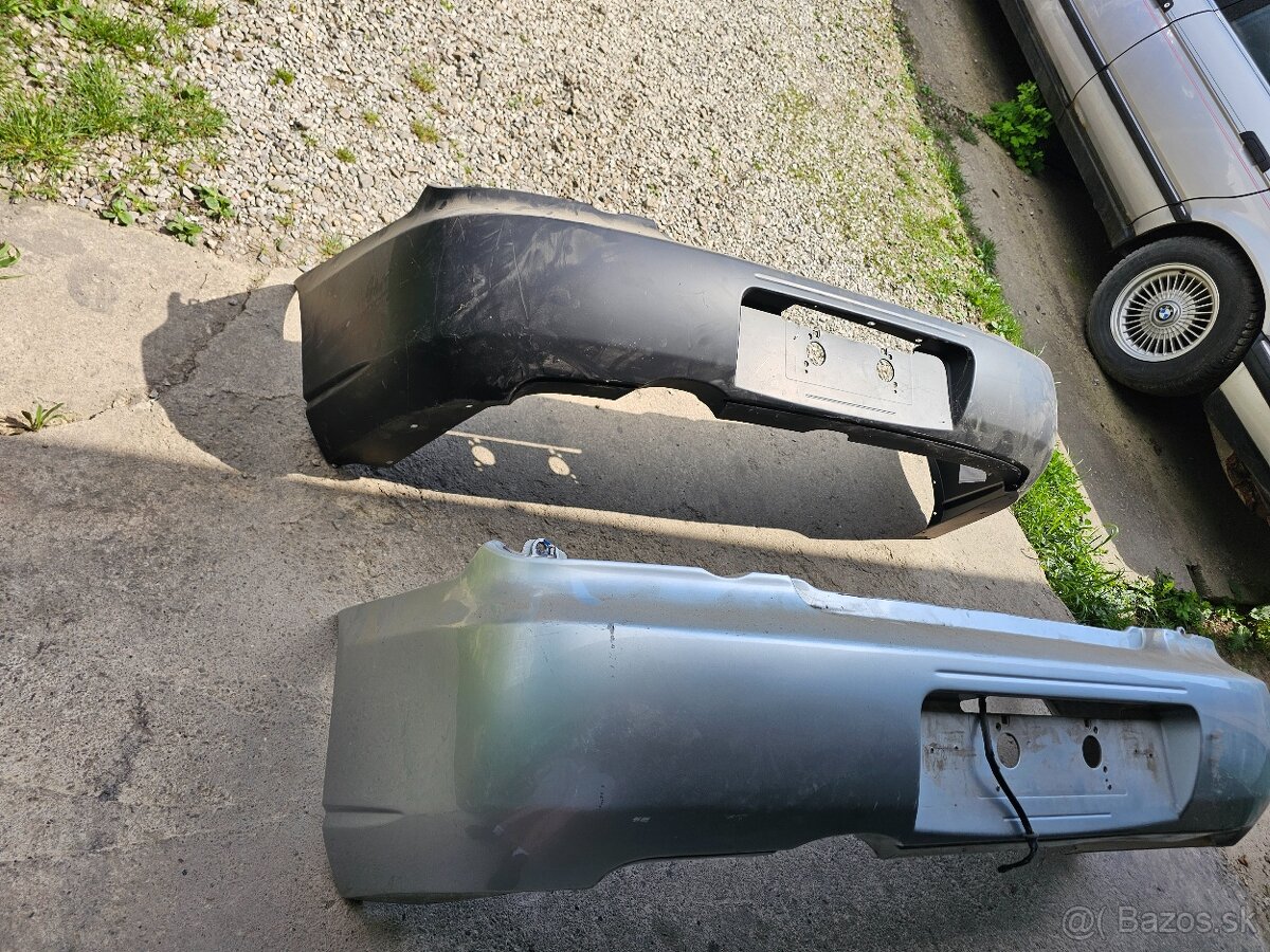 Subaru impreza sedan 2003 zadny naraznik - 4