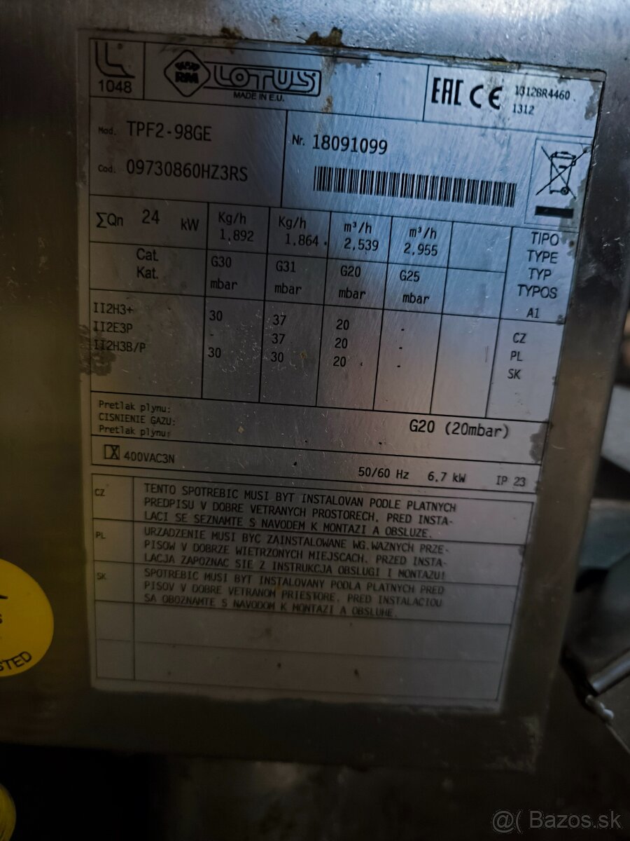 Profesionálny plynový sporák LOTUS TPF2-98GE 24 kW - 4