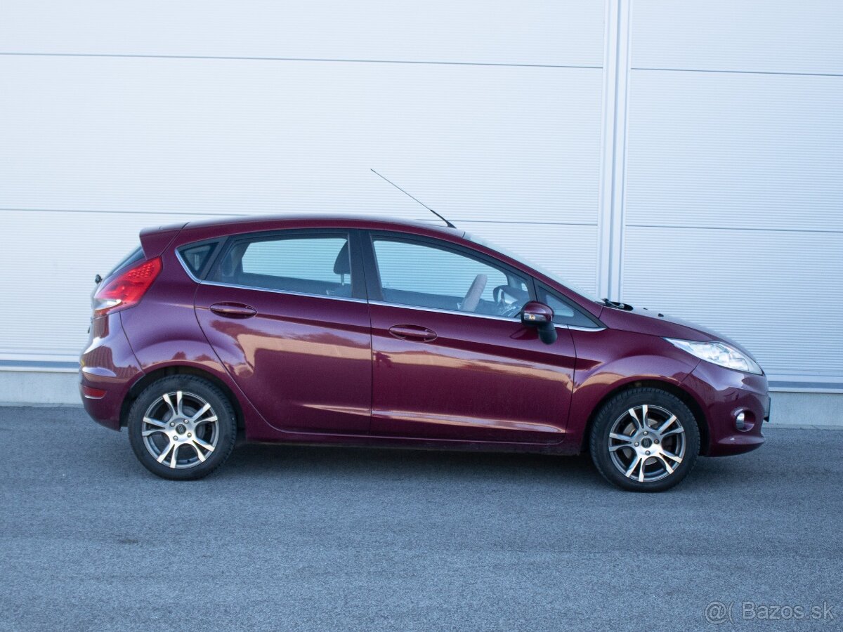 Ford Fiesta 1.4 TDCi DPF Titanium - 4