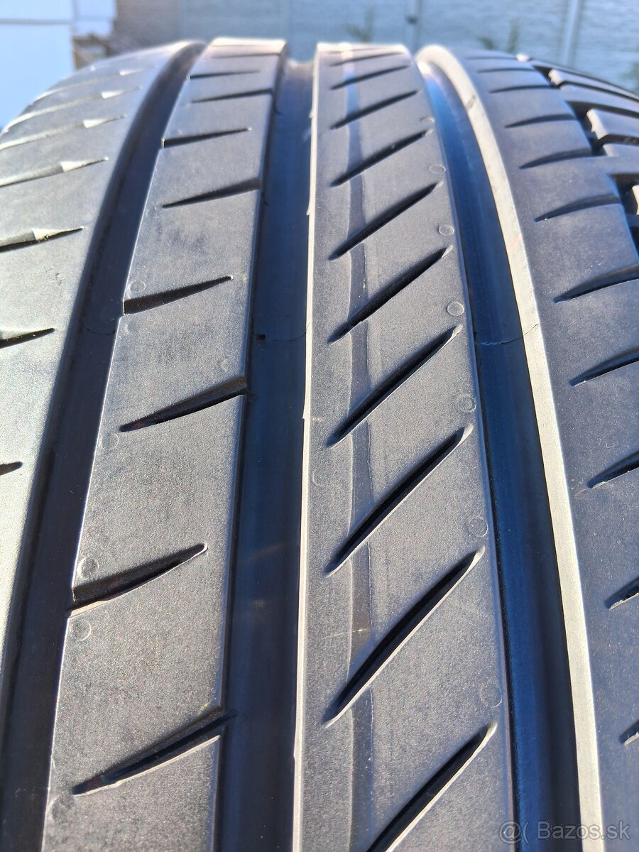 235/50 r19 letne pneumatiky - 4