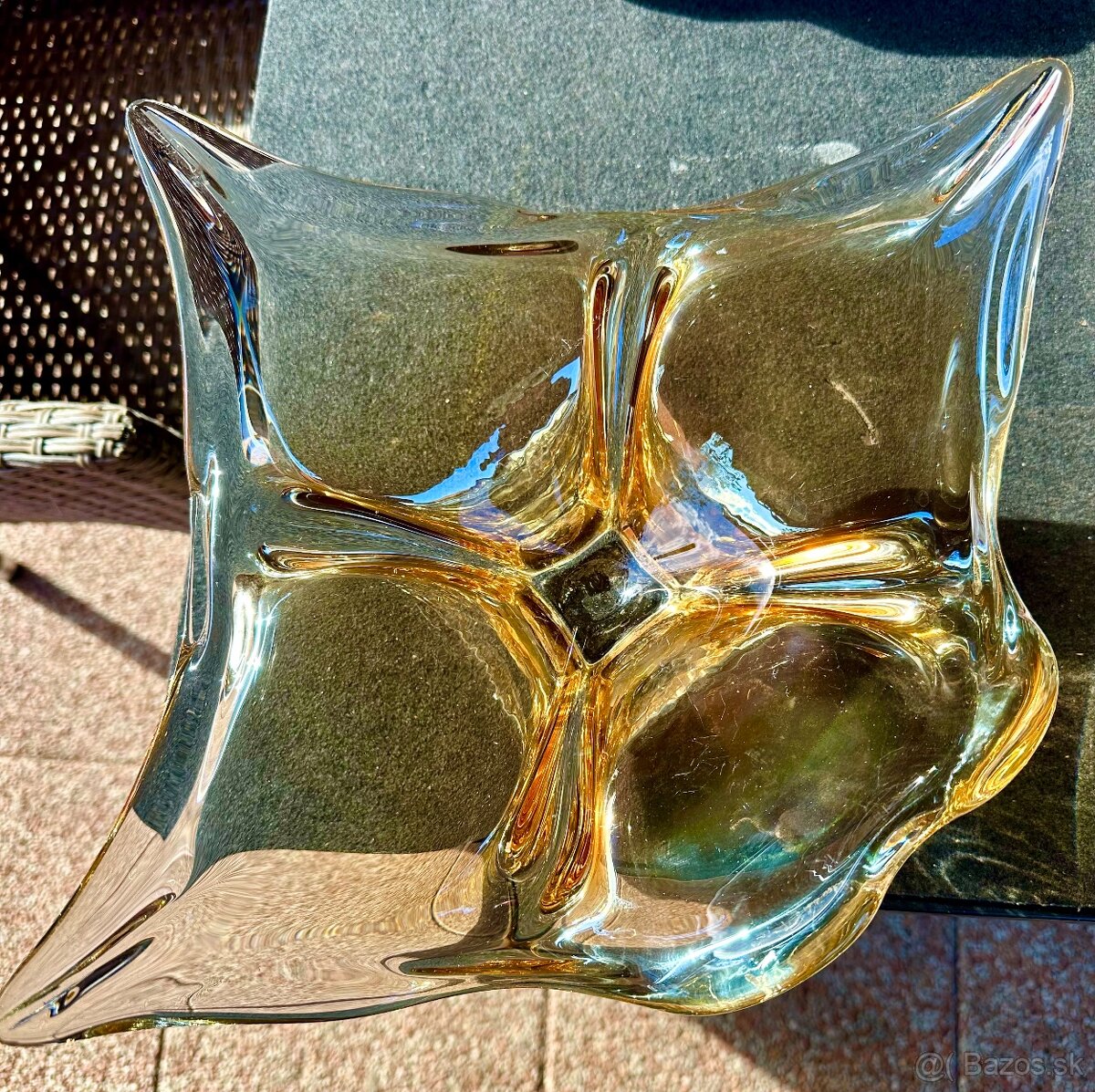 Staré popolníky, hutnícke sklo, irisované väzy, poháre - 4