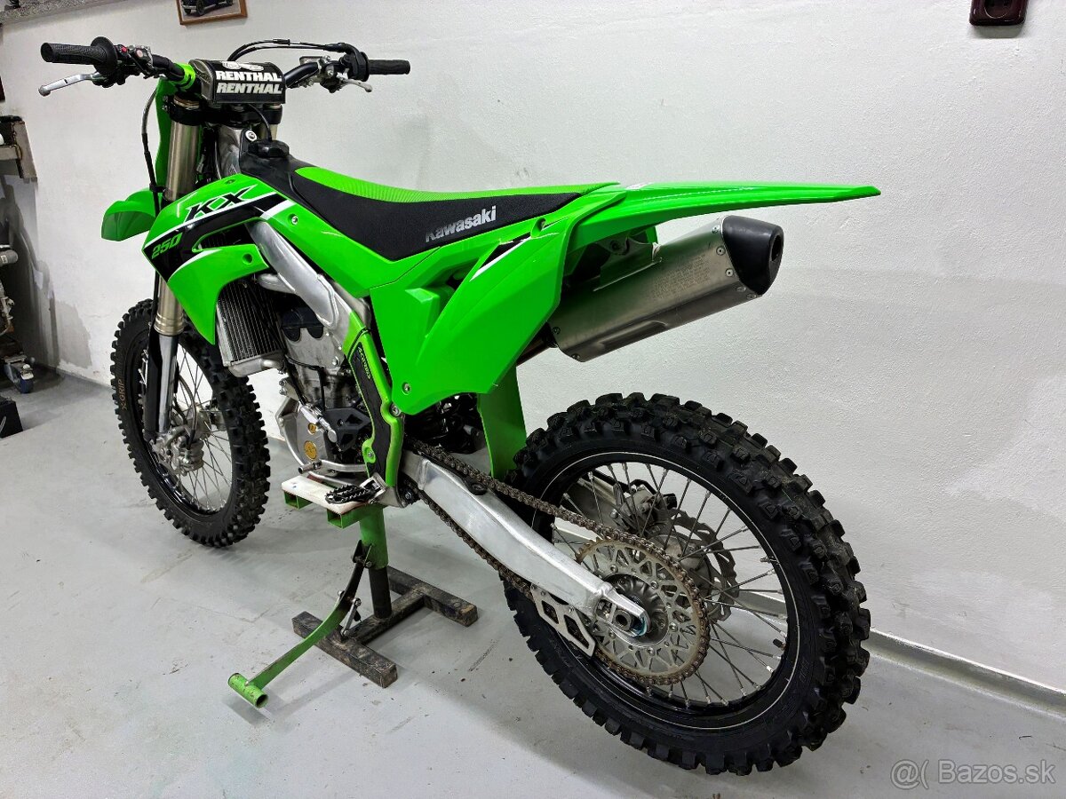 Kawasaki KX 250 F - 4